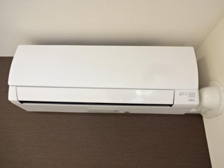 【設備】 | ローエングラム大日 | エアコン