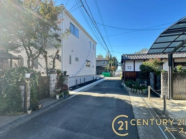 クレイドルガーデン伴堂 ／新築一戸建の前面道路含む現地写真