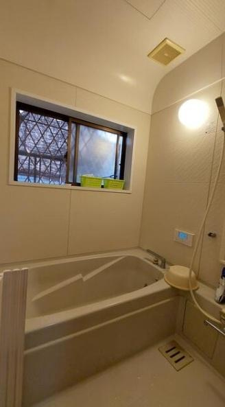 岩出市中島　中古戸建の浴室