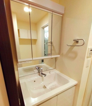 ジ　アドレス梅田 の洗面所