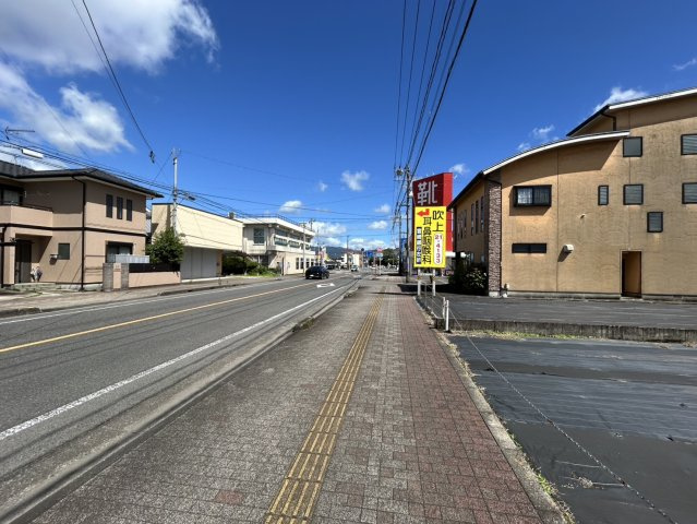 【前面道路含む現地写真】 | 都城市南鷹尾町　1,670万円