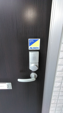 クールハイツⅡの玄関