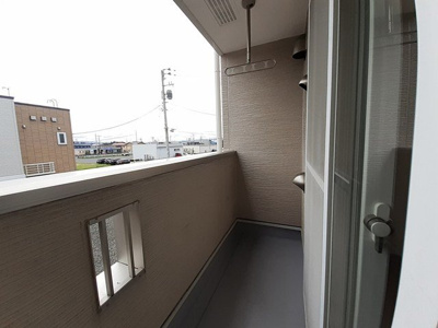 【バルコニー】 | ブルス・ハープⅣ | 陽当たり良好なバルコニーです