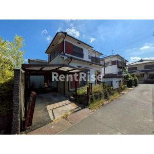 稲沢市平和町戸建のエントランス