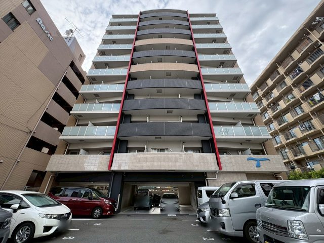 セレニテ三国プリエの外観