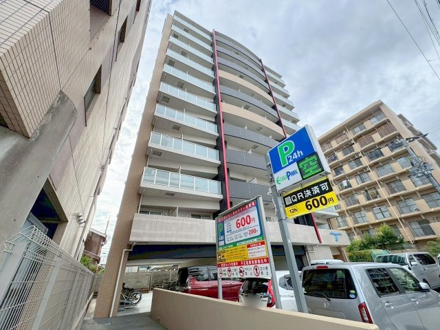 セレニテ三国プリエの外観