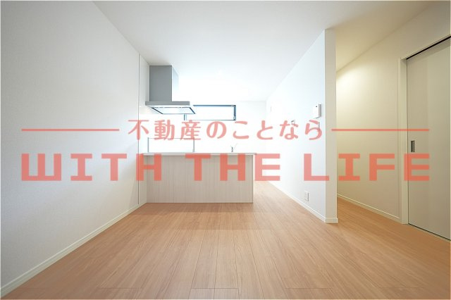 ALLEY-11【10.000円キャッシュバック対象物件】の居間・リビング|使いやすいリビングです