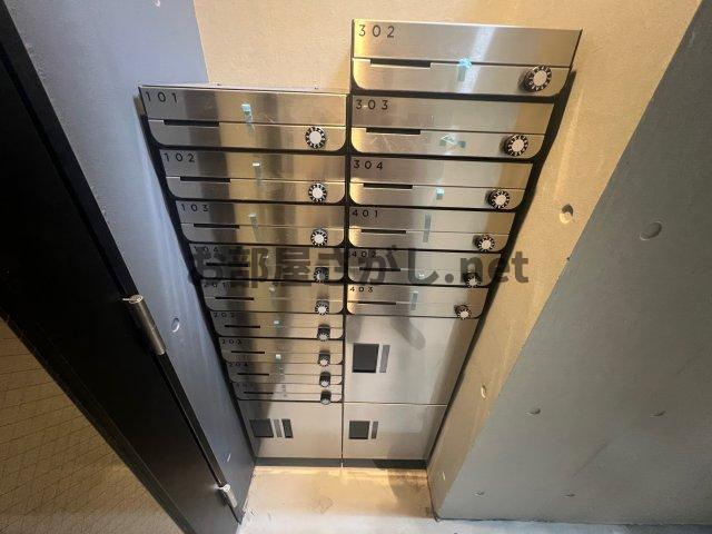 早稲田鶴巻町IMAハウスのエントランス|毎日通るエントランスはこのようになっています