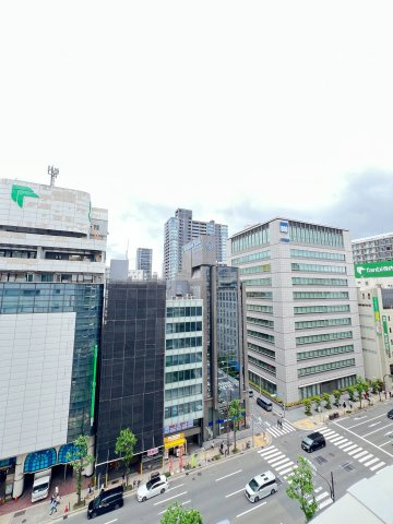 ローレルタワー堺筋本町タワーの展望|広々２面バルコニーで毎日のお洗濯もラクラク快適！たっぷりの陽光に包まれる明るい住まい