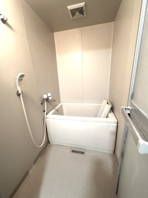 【浴室】 | 野辺ハイツE | 日々の疲れを癒すお風呂付です
