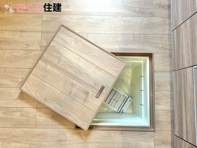 宇都宮市五代３丁目　１棟の収納|もしもの災害に備えて、水や保存食の備蓄庫としても活躍してくれる床下収納！！