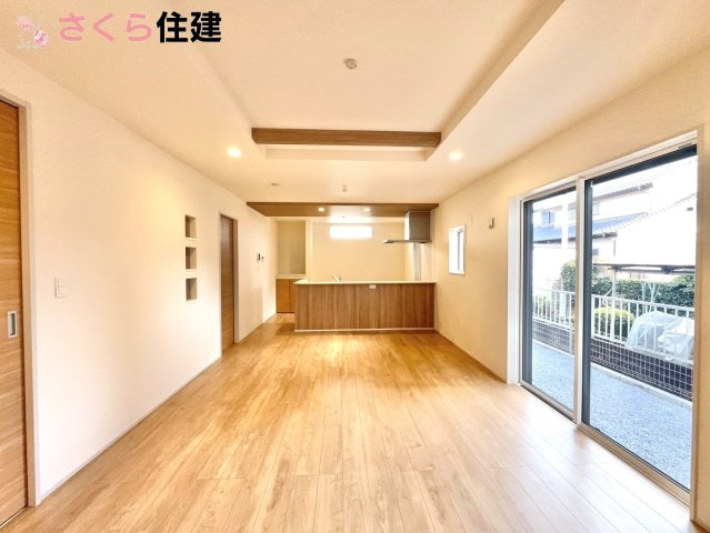 宇都宮市五代３丁目　１棟の内観：施工例|同社施工物件の写真です。※建具やフローリング、その他仕様が違う場合がございます。									
