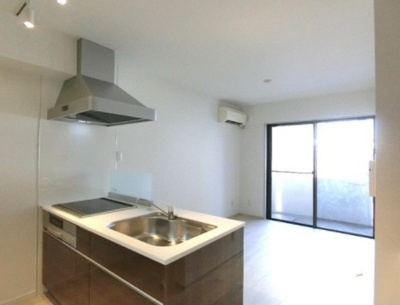 【居間・リビング】 | シメントピア | 10帖の洋室。