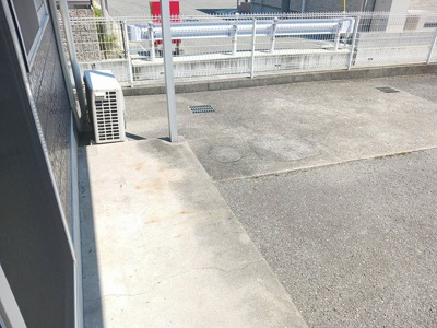 【バルコニー】 | ファミィール垣口