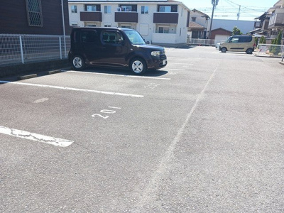 【駐車場】 | ファミィール垣口