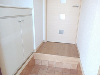 【玄関】 | ファミィール垣口