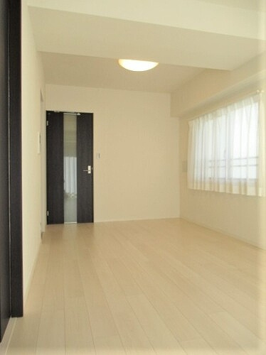 ライオンズガーデン大宮日進第２の居間・リビング|LDK13.2畳　※前回募集時2020年1月撮影