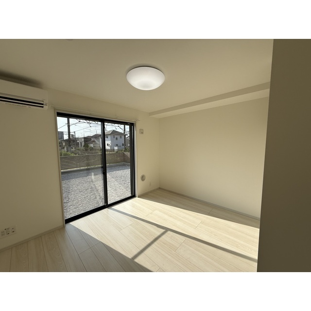 ヒュッゲⅡの居間・リビング|ゆったり過ごせる居間です