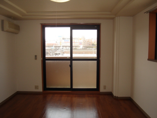 エスポワール壱番館の居間・リビング|洋室(エアコン・照明)