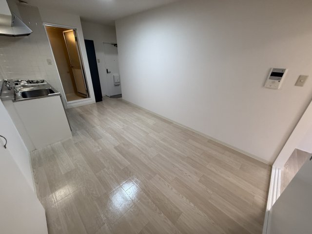 キャロル豊中本町Ⅱの居間・リビング