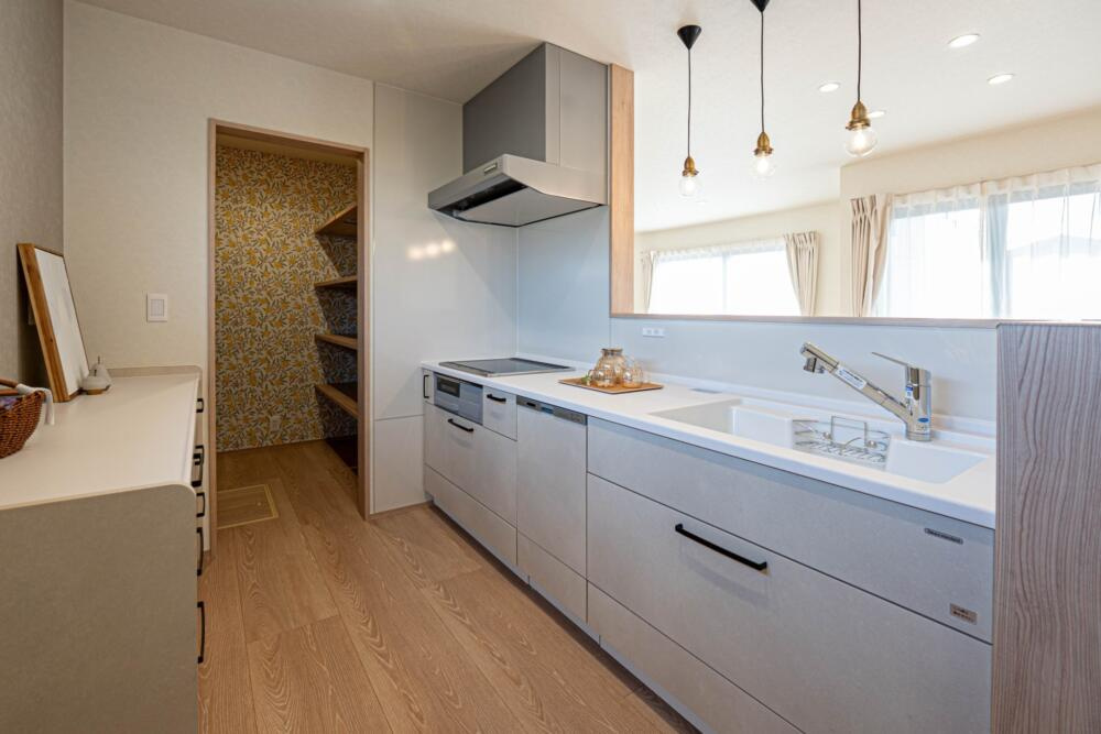 万代ホーム様　西浜新築一戸建てのキッチン|カウンターキッチン　オール電化仕様です