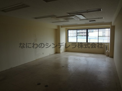  | 松岡ビル北花田