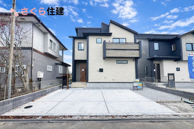 ブルーミングガーデン 下野市川中子　2号棟の駐車場|駐車場は２台～３台駐車可能です◎