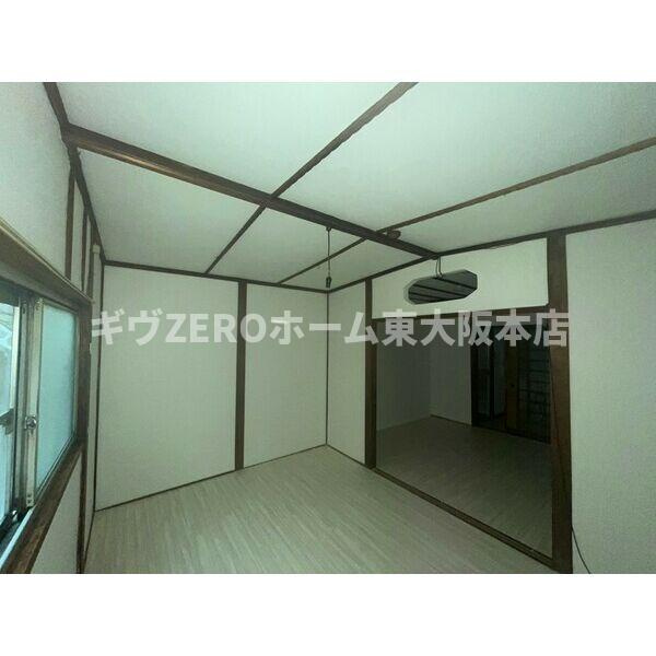 福寿マンションの和室