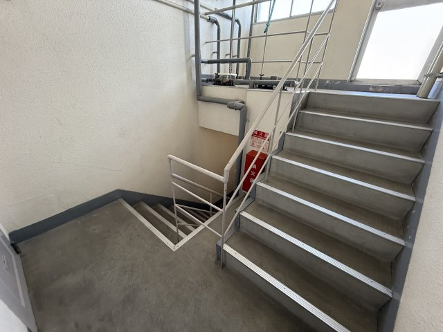 第一尾形マンションのロビー