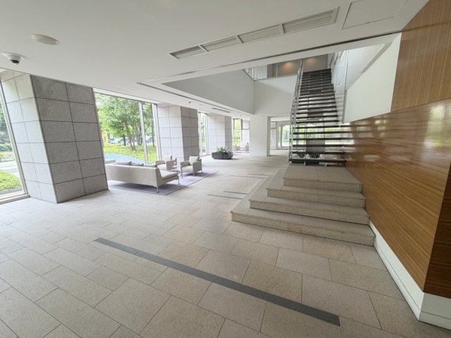 ルネッサンスタワー上野池之端のエントランス|共用部・エントランスロビー