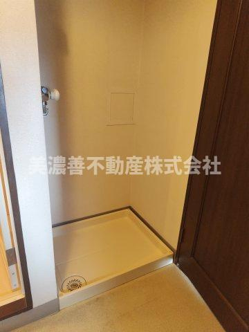 ６５５３３　藤和シティコープ各務原のランドリースペース