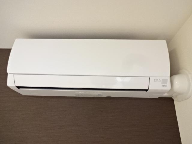 【設備】 | ローエングラム大日 | エアコン