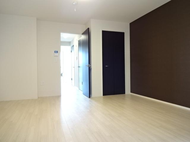 【内装】 | ローエングラム大日 | 洋室