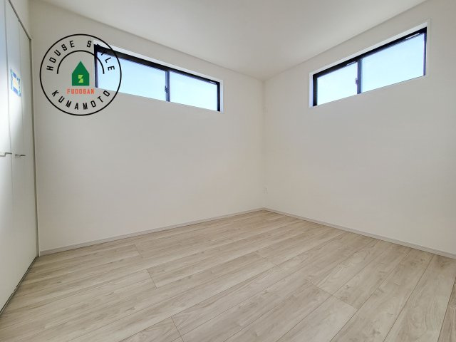 合志市幾久富第1-2棟（2号棟）　の洋室|採光良好な洋室は全居室、複層ガラスの遮熱効果と断熱効果で、一年中快適に過ごせます。