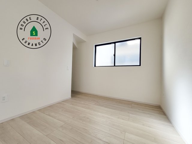 合志市幾久富第1-2棟（2号棟）　の和室|将来的に、琉球畳を引きまして和室風にすることも可能です。