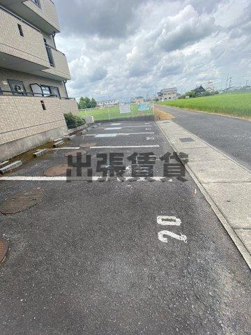 仲介手数料0円！！ハイツ・ソレアードの駐車場