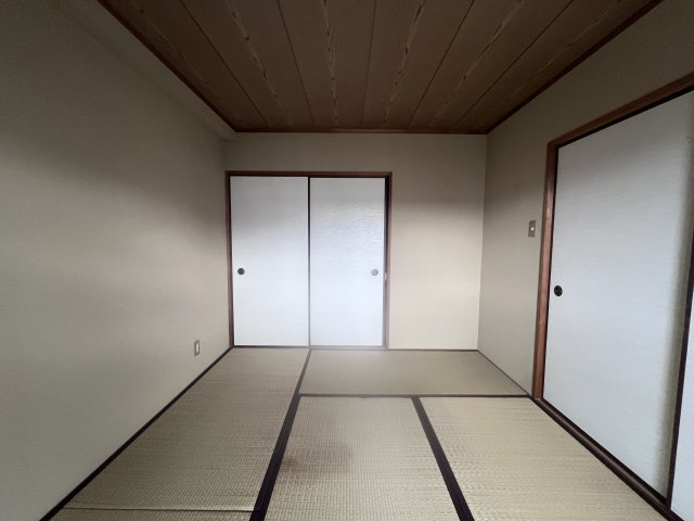 シャトル大久保の子供部屋
