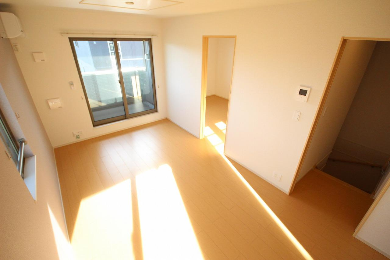テール・リュミエール　Ⅰの居間・リビング|※お部屋により仕様が異なる場合があります。