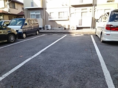 【駐車場】 | エルディム江曽島 | 駐車場完備です