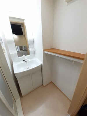 【洗面所】 | ベルメゾン法花 | 忙しい朝には欠かせない洗面所です