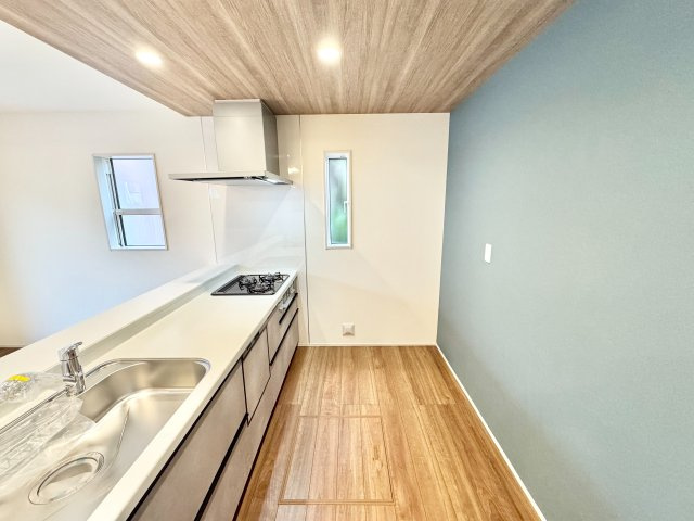 【キッチン】 | 千葉市若葉区貝塚1丁目2期【現地販売物件】