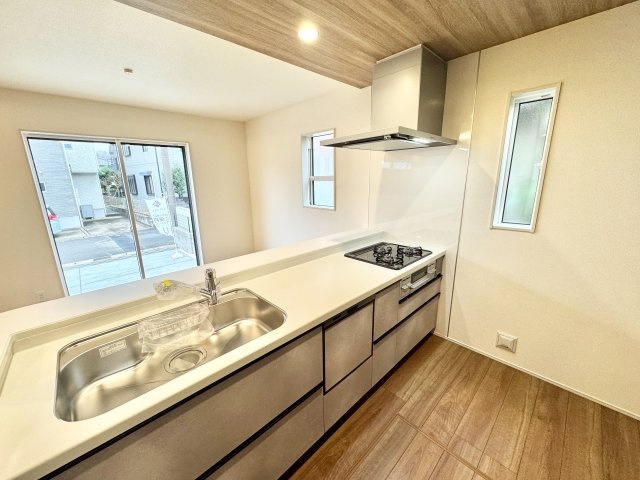 【キッチン】 | 千葉市若葉区貝塚1丁目2期【現地販売物件】