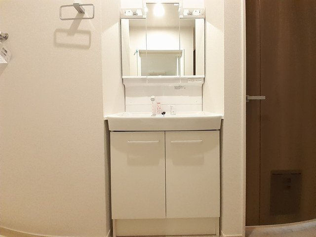 ヒカルサ富山水橋の洗面所|忙しい朝には欠かせない洗面所です