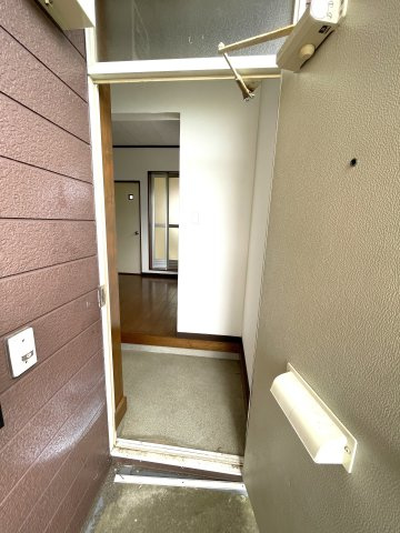 エナジーコーポの玄関