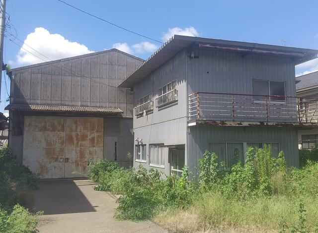 下野市小金井　倉庫の外観