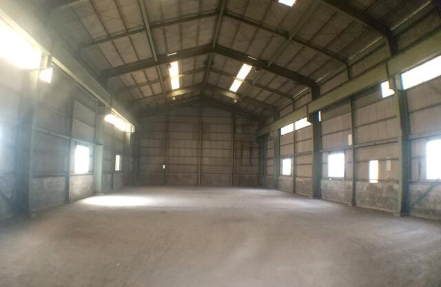 下野市小金井　倉庫のロビー