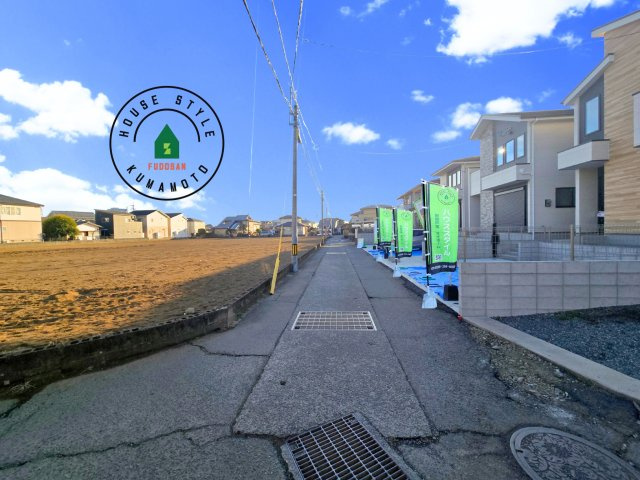 熊本市東区御領3丁目第1-3棟（1号棟）　の前面道路含む現地写真|前面道路です。