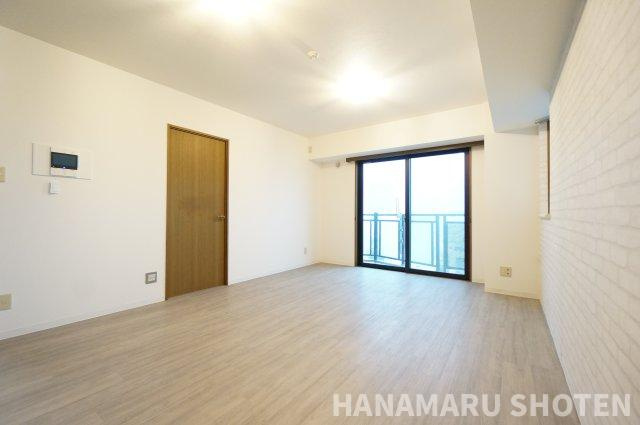 エクセレント千葉駅前タワーの居間・リビング|＊当日ご案内可＊ご希望の物件まとめてご案内！弊社が掲載していない物件でもOK♪お気軽にご相談ください ♪お電話でのお問合わせがスムーズ♪