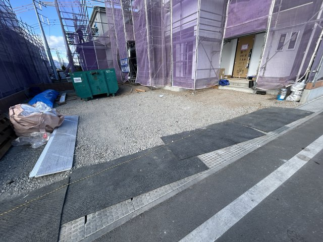 新築　前橋市富士見町時沢第3　3号棟の駐車場|現地写真　駐車スペースは6台分可能です！
