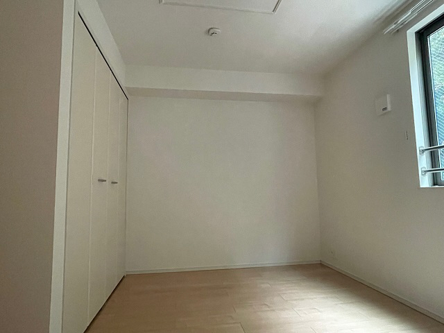 和（Ｎａｇｏｍｉ）の寝室